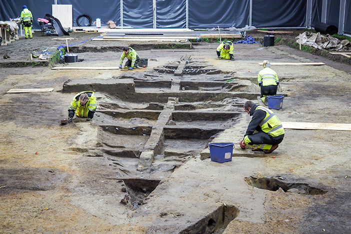 Ship shape: Viking burial found - World Archaeology